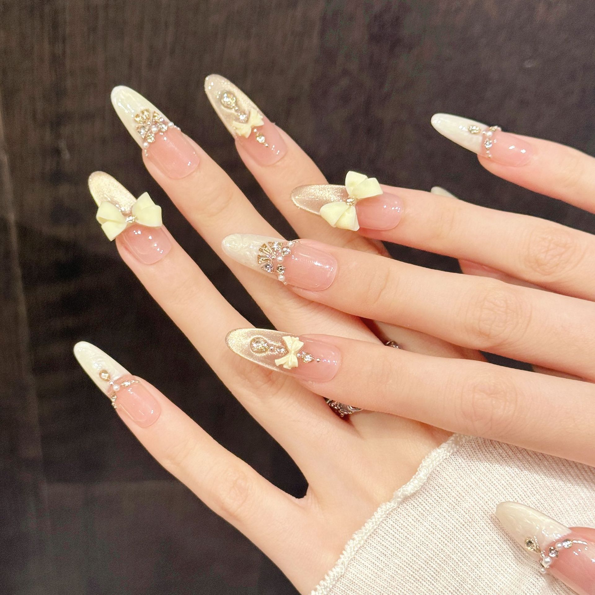 10個入り ハンドメイド つけ爪 ライトラグジュアリー キャ - Decorating Tip Set のレビューと価格
