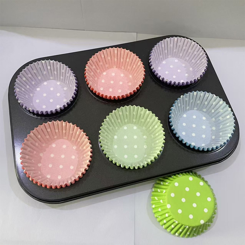 100個/200個 水玉模様のケーキ紙カップ、耐油性ベーキン - Kitchen Baking Paper のレビューと価格